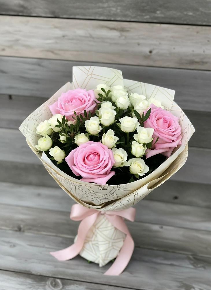 Букет цветов из: Розы в Подхожее