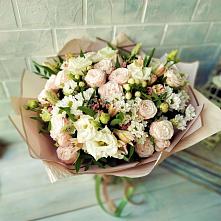 Букет цветов из:  Альстромерии, Розы и Хризантемы #REPLACE_PRED# Подхожее