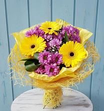 Букет цветов из:  Хризантемы и Герберы в Подхожее
