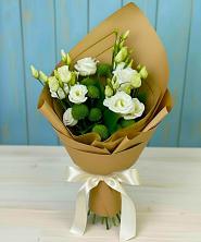 Букет цветов из:  Хризантемы и Лизиантусы в Подхожее