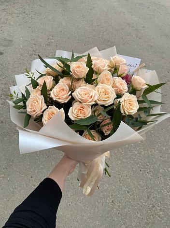 Букет Кремовые розы Латте в Подхожее