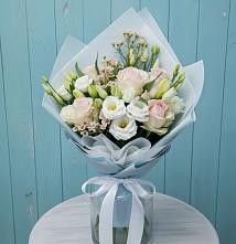 Букет цветов из:  Розы и Лизиантусы в Подхожее